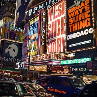 CHICAGO a ostatní muzikály na Broadway