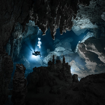 V zatopené jeskyni Vaca Ha