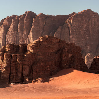 Z pouště Wadi Rum...