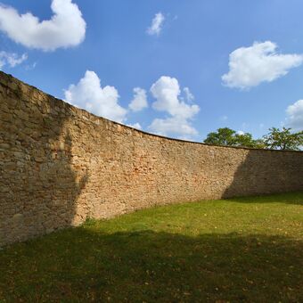 u zdi klášterní