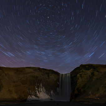 Skógafoss with startrails