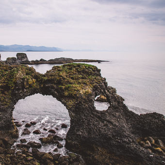 Iceland - Gatklettur Stone Arch