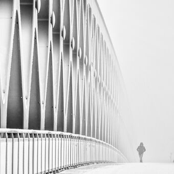 Mosty v hmle