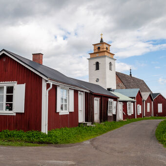 Vesnička Gammelstad na severu Švédska