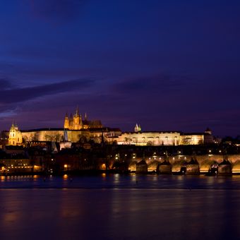 Praha podvečerní