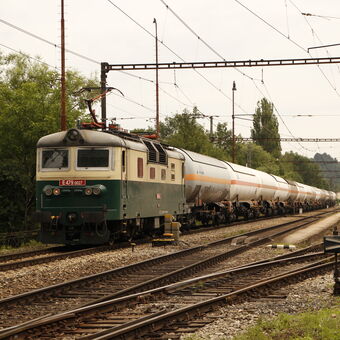 Lokomotiva E479 0027 (130 027-6) Hrbatá
