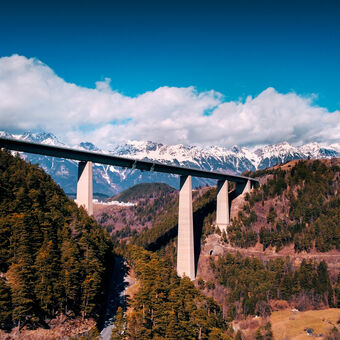 Tyrolský most do Italie.