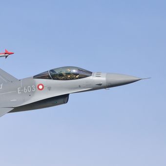 F-16 DAF