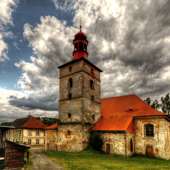 Kostel Všech svatých, Stvolínky,Česká Lípa   (HDR)