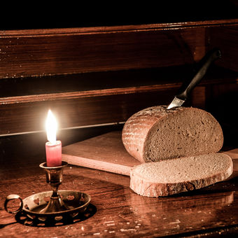 Chléb ve zdejší dejš nám dnes .....