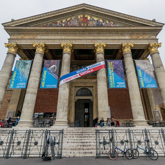 Maďarské muzeum - Náměstí hrdinů
