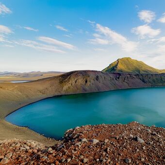 Kráterové jezero Hnausapollur