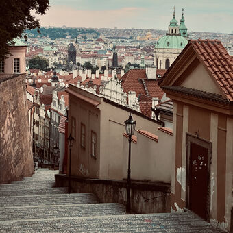 Schody staré Prahy.