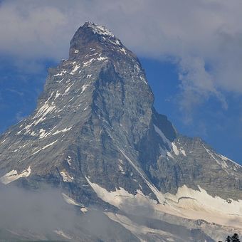 Matterhorn, s nadmořskou výškou 4478, je považován za jednu z nejkrásnějších a nejpopulárnějších hor Evropy.