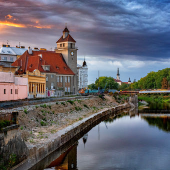 Evangelický kostel a probíhající rozšíření nábřeží v Olomouci