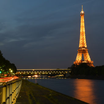 Večerní Eiffelovka