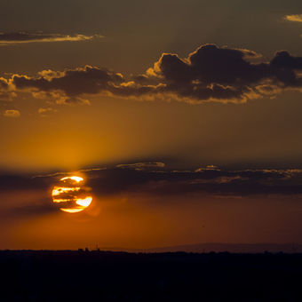 Západ slunce z Žižkovské věže