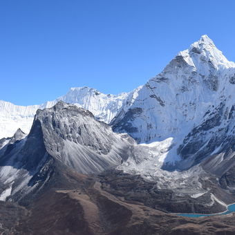 Himálajská  Ama Dablam 6812 m.