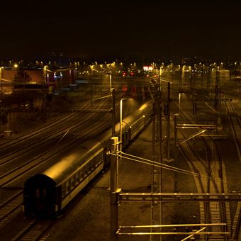 Noční nádraží v Plzni