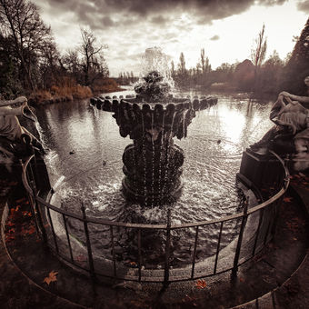 Temná fontána