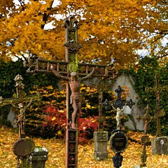 Podzim na hřbitově