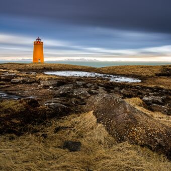 Holmsberg lighthouse | Island