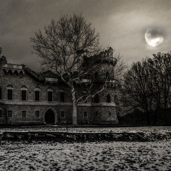 Tajemství hradu v Karpatech ;)