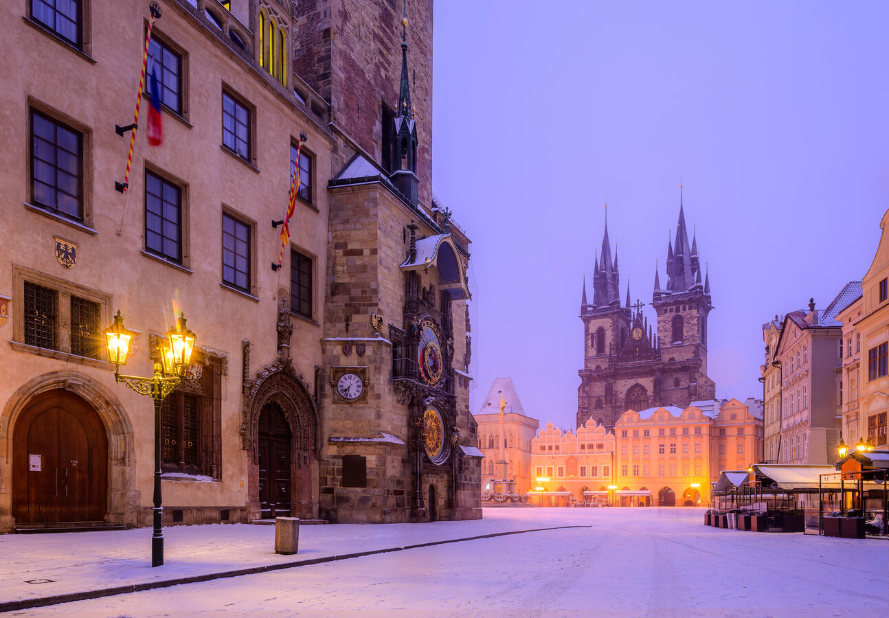 Staroměstské Náměstí pod sněhem