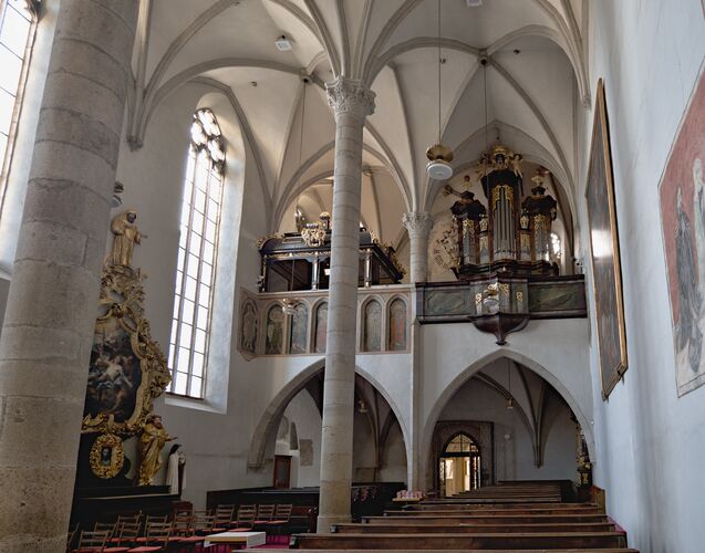 kostel Panny Marie Královny a sv. Jiljí     (III.)