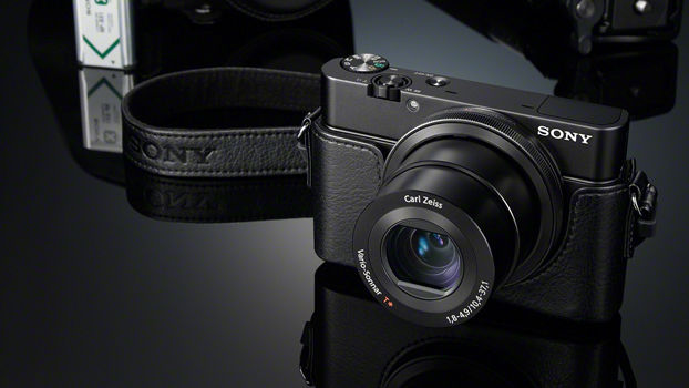 Získejte hodnotné dárky ke kompaktním fotoaparátům Sony