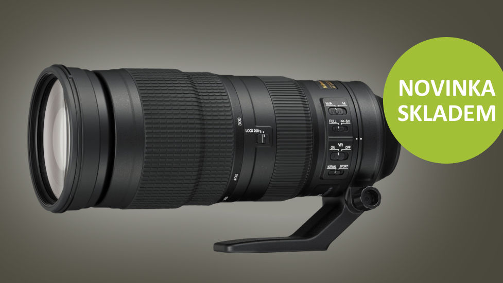 Dostupný superteleobjektiv Nikon 200-500mm f/5,6 VR je skladem