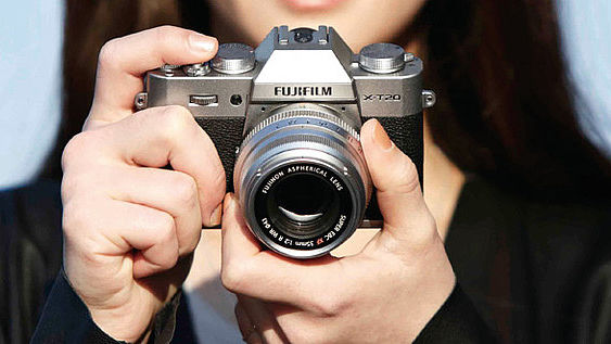 Jarní cashback Fujifilm - získejte nazpět až 16 500 Kč na vybrané fotoaparáty a objektivy