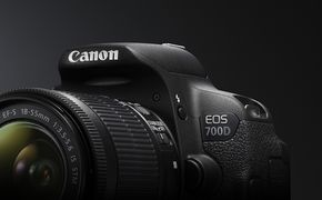 Představení nových fotoaparátů a objektivu Canon
