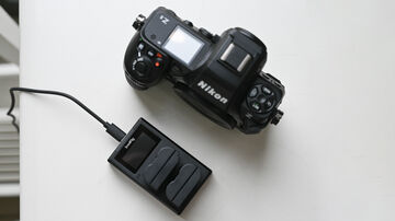 Nabíjení fotoaparátu | Megapixel
