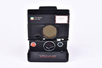 Polaroid SLR 680 | Megapixel