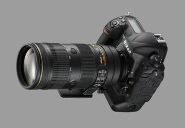 Nikon D5_Nion 70-700/2,8E FL VR | Megapixel