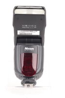 Nissin blesk Di700 pro Canon bazar
