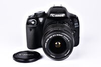 Canon EOS 550D + 18-55 mm IS bazar