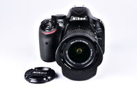 Nikon D5200 + 18-55 mm VR tělo bazar