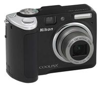 Nikon Coolpix P50 černý + SD 2GB karta!