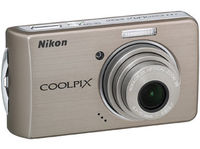 Nikon CoolPix S520 bronzový