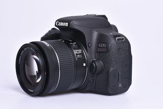 Canon EOS 800D + 18-55 mm IS STM bazar