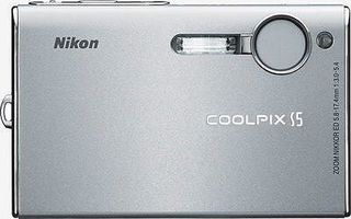 Nikon Coolpix S5 stříbrný
