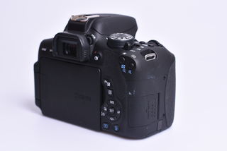 Canon EOS 750D tělo bazar