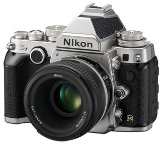 Nikon Df + 50 mm