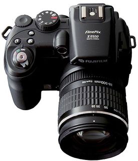 Fuji FinePix S9500
