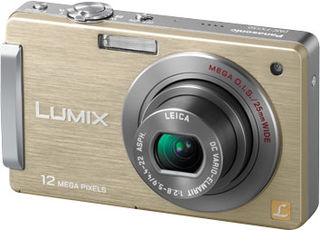 Panasonic Lumix DMC-FX550 zlatý