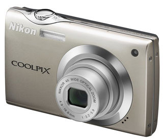Nikon Coolpix S4000 bronzový