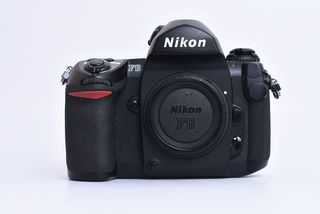 Nikon F6 tělo bazar