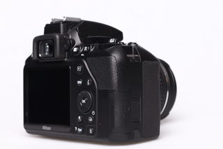 Nikon D3500 + 18-55 mm AF-P bazar